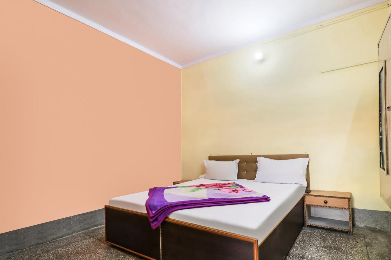 Spot On 38315 Bhagirathi Guest House Haridwār Eksteriør billede